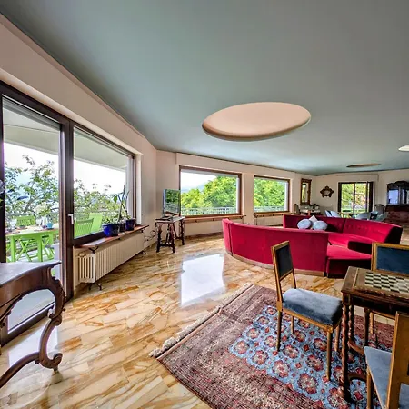 Mirella Apartment *